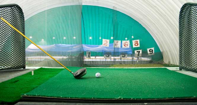 How to Make an Indoor Putting Green